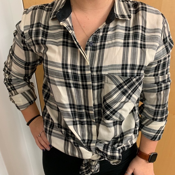 Tops - Plaid flannel